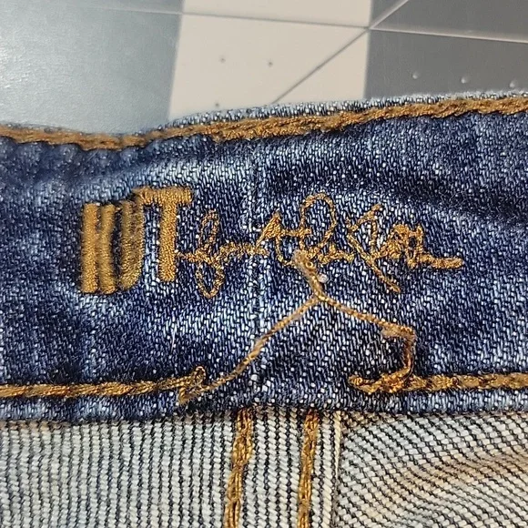 Kut from the Kloth Women's Straight Leg‎ Jeans - Blue - Picture 11 of 13